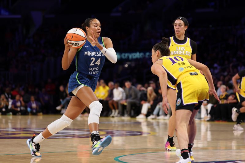 Collier stars again as Lynx subdue Sparks: Highlights